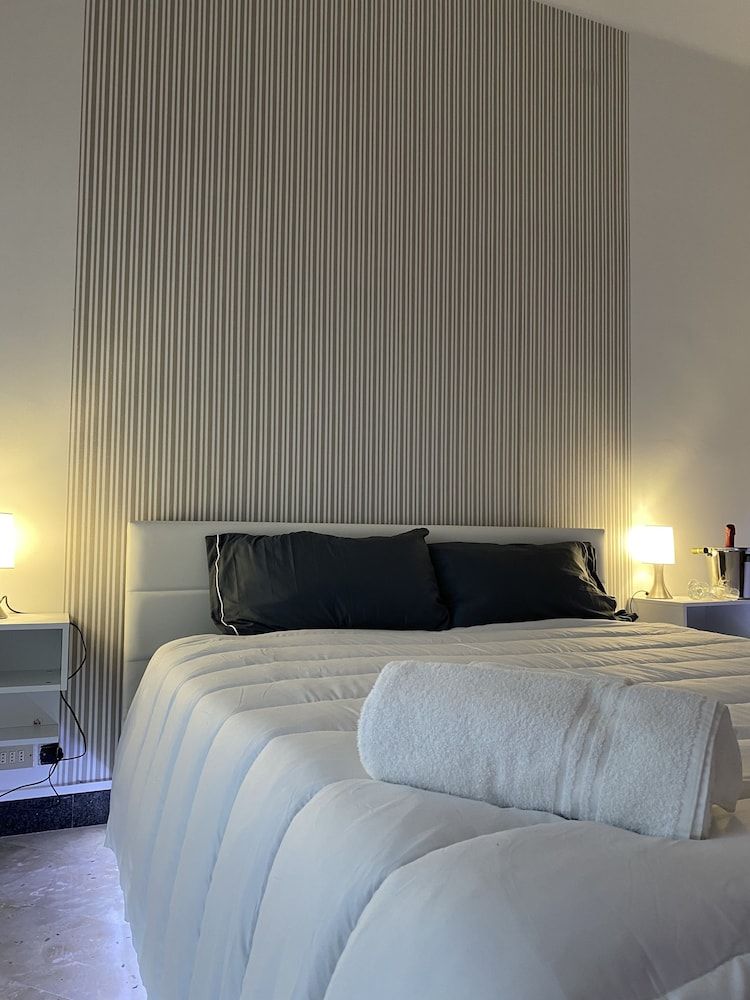 undefined Labanca's Home 6