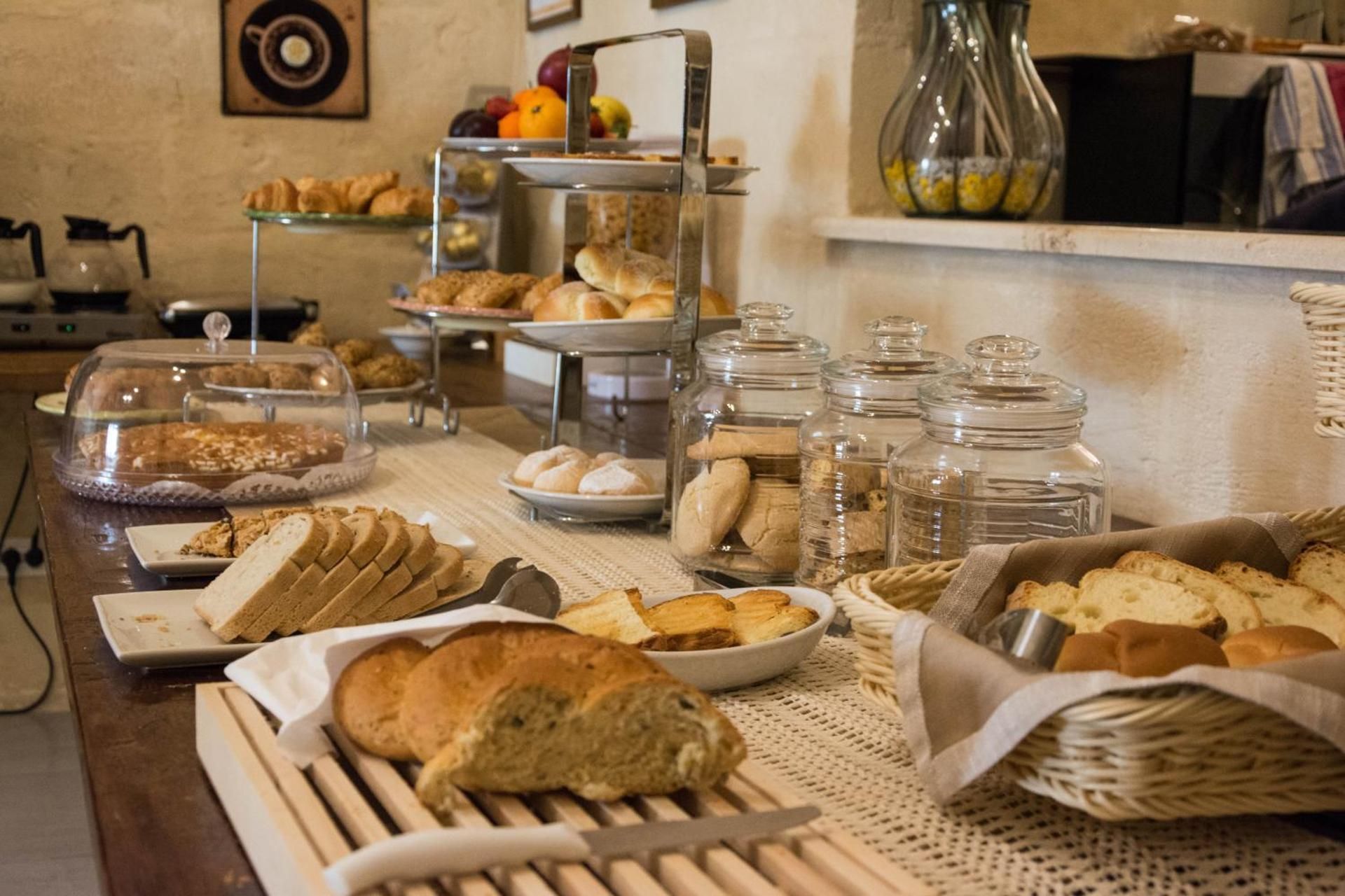 undefined Le Dodici Lune 6