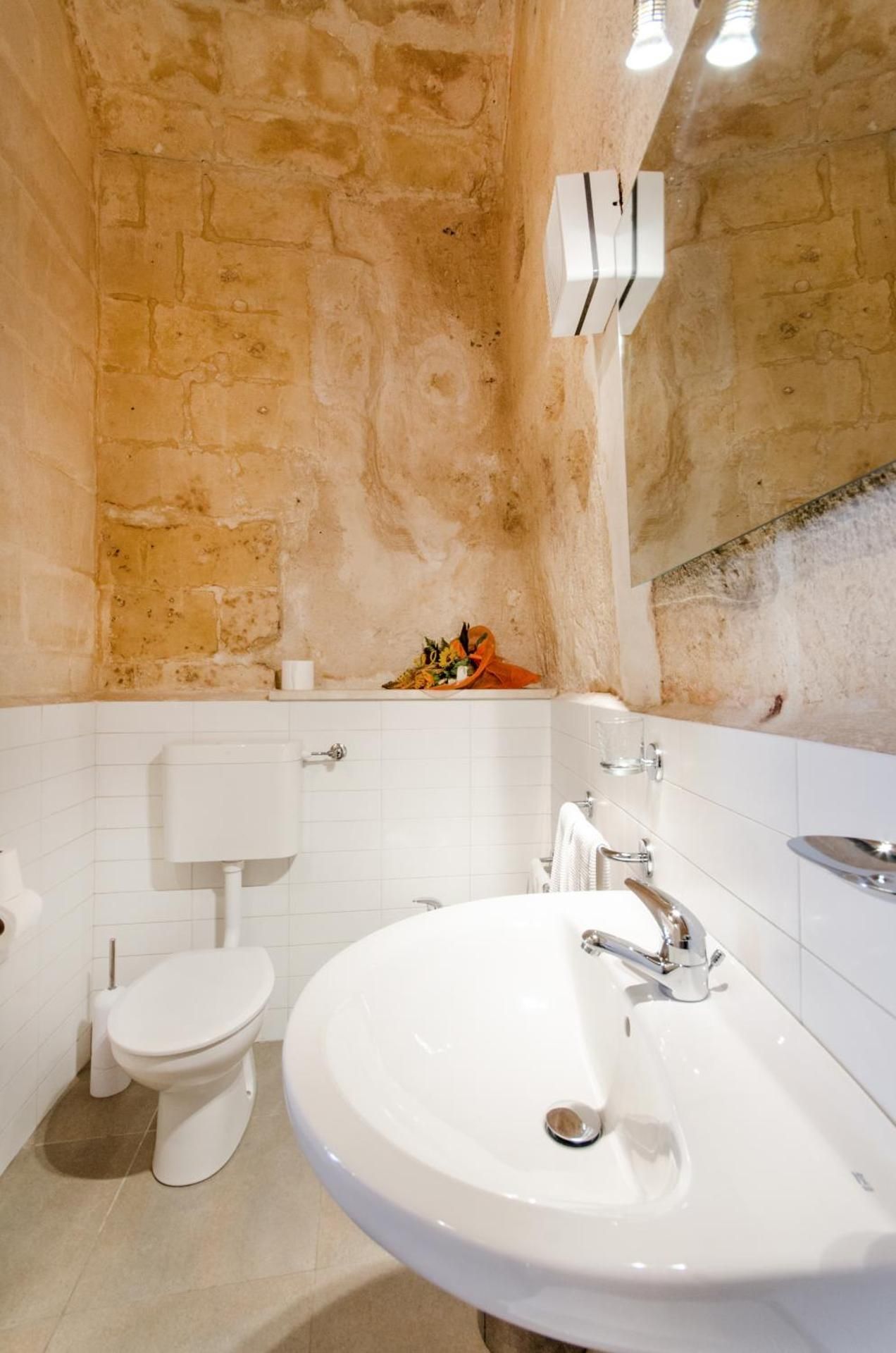 undefined Le Dodici Lune 9