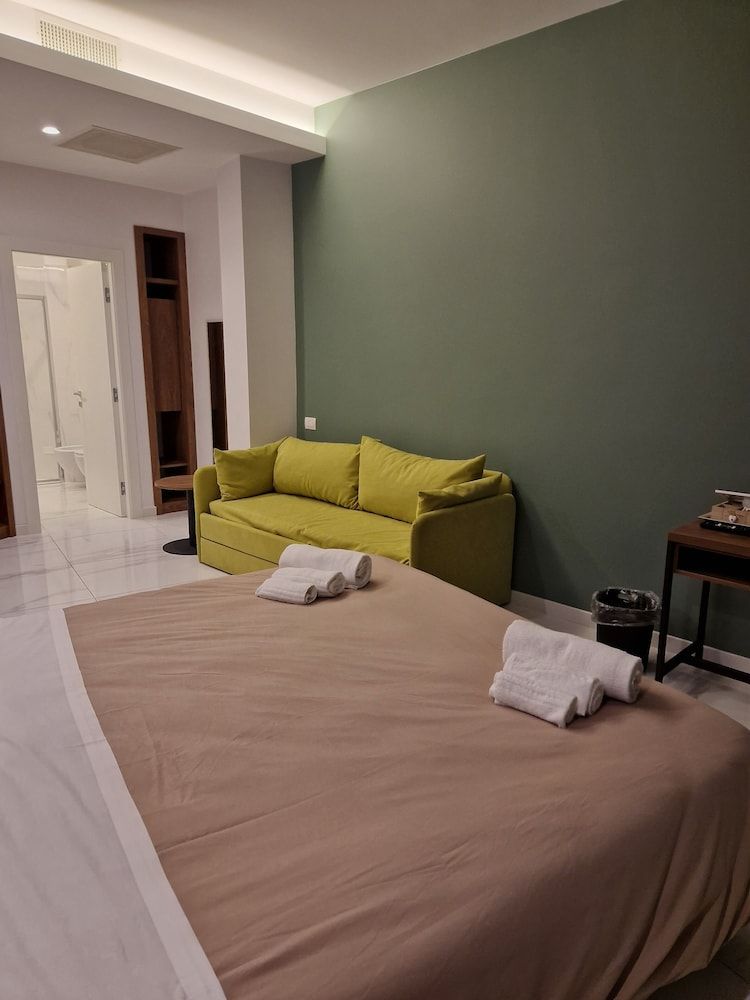 Le 2 Gravine Deluxe Quadruple Room, Multiple Beds, Non Smoking, Private Bathroom (Ponte) 5