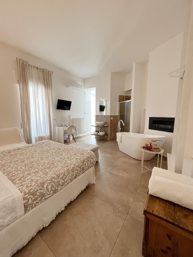 undefined San Michele Luxury Rooms 9