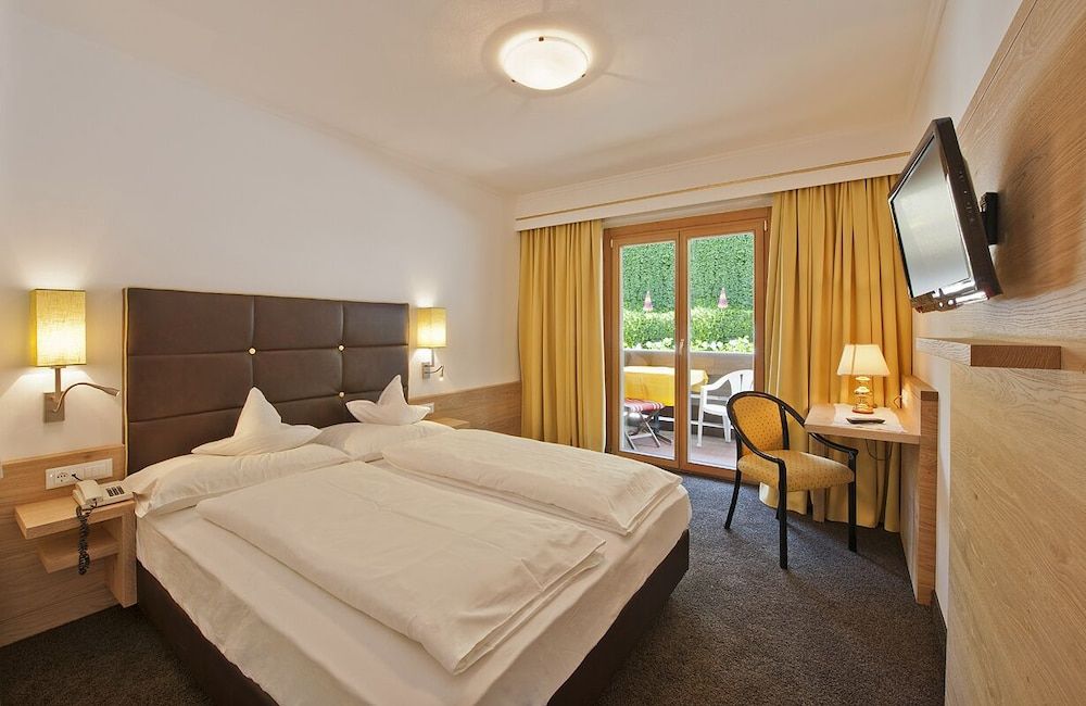 Basic Double Room