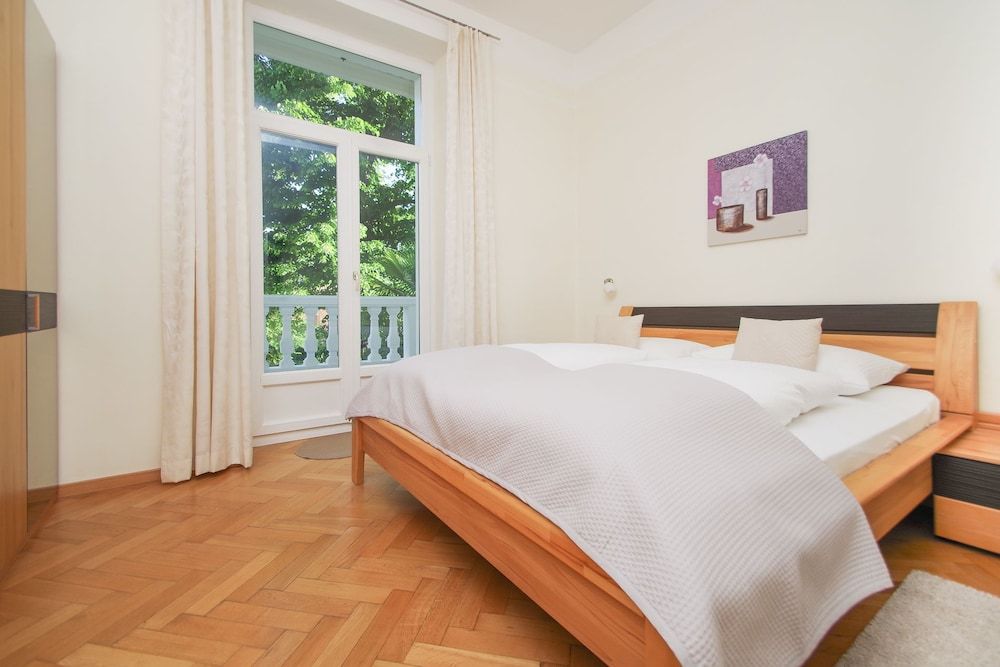 Superior Condo, 1 King Bed with Sofa bed, Balcony, Garden View (Harmonie)