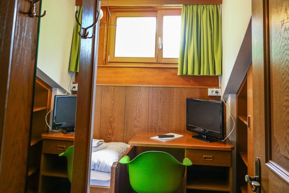Economy Single Room (XS)