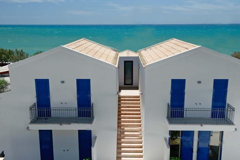 Dolce Mare 7