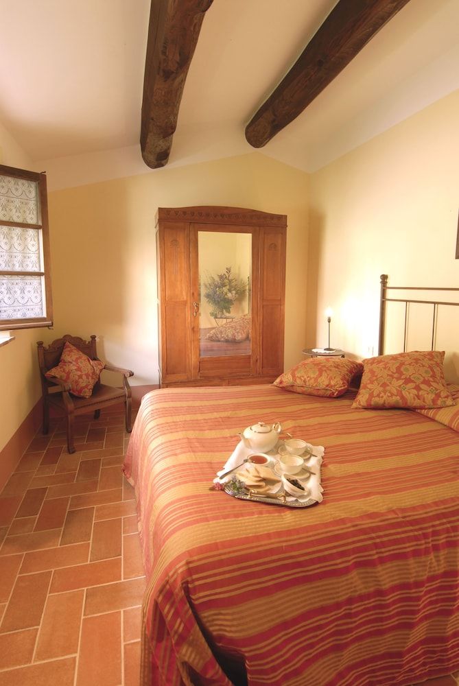 Classic Apartment, 2 Bedrooms, Ground Floor
