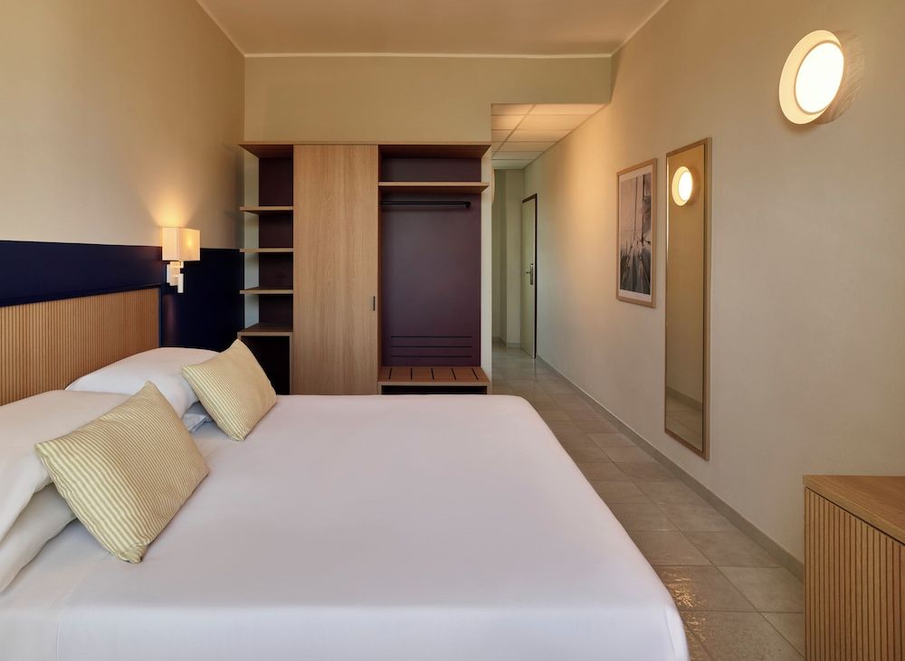 Classic Quadruple Room