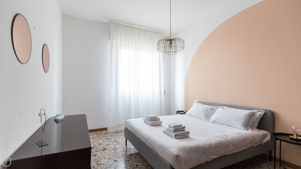 Apartment (2 Bedrooms)