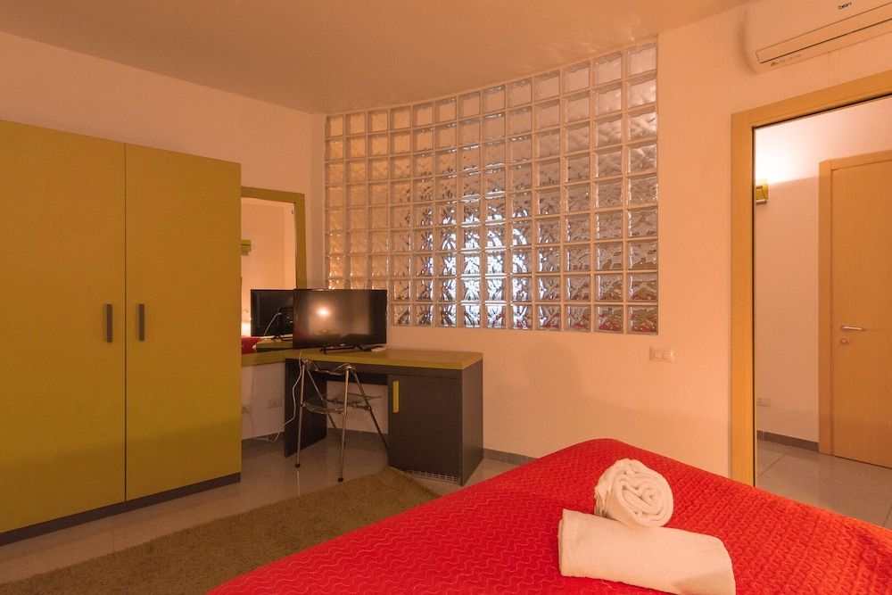 Delta rooms Quadruple Room 8