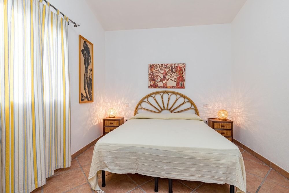 Family Villa, 4 Bedrooms, 2 Bathrooms, Mountainside (Bella Vista House With Sea View)