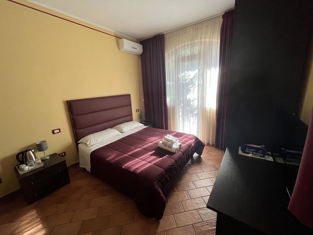 Agriturismo Poggio Ciliegio Standard Double Room, 1 Double Bed, Private Bathroom 3