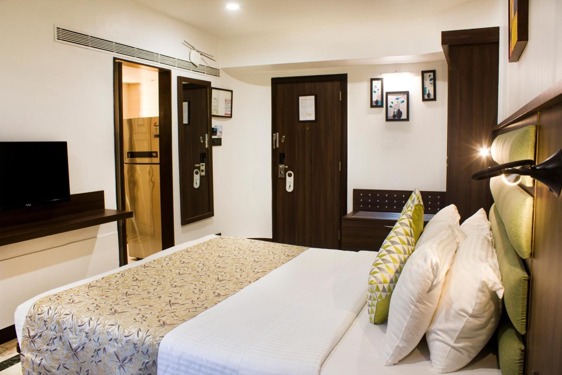 Studio Single Room - Sterlite - YCHS