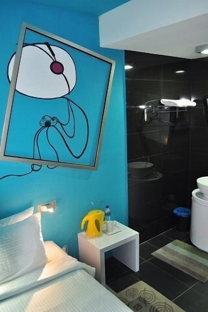 undefined Zoom Inn Boutique Hotel - Danga Bay, Johor Bahru 3