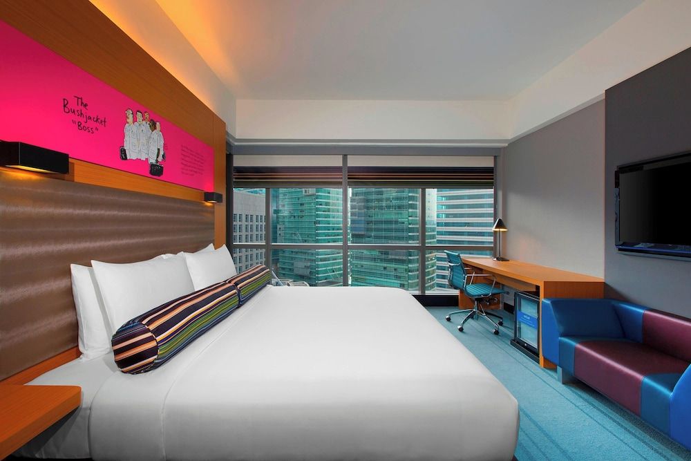 Aloft Kuala Lumpur Sentral Room, 1 King Bed with Sofa bed, Corner 2