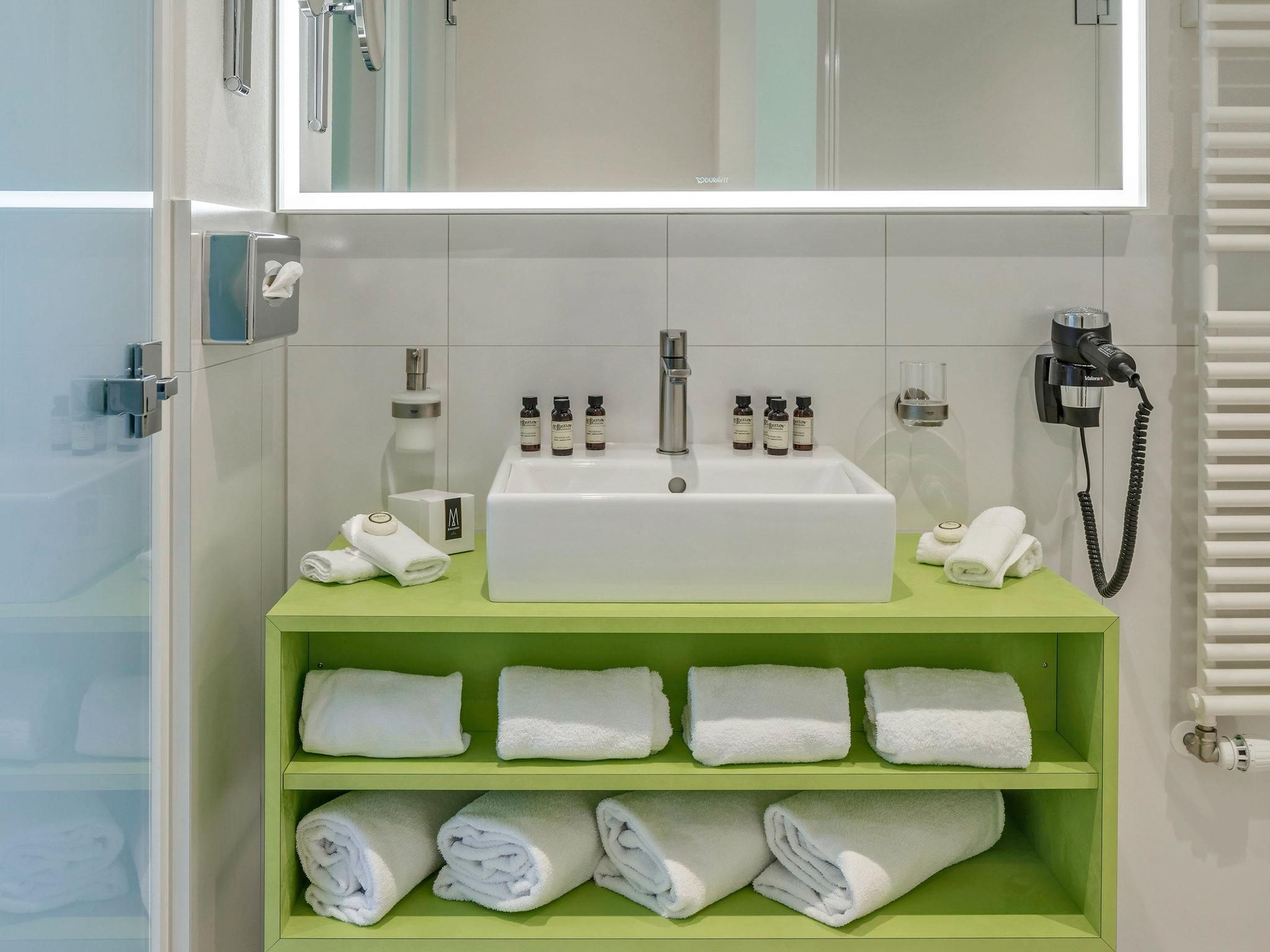 Family Apartment, Air-Conditioned , 1 Large Bed, Apartment Style With Kitchen