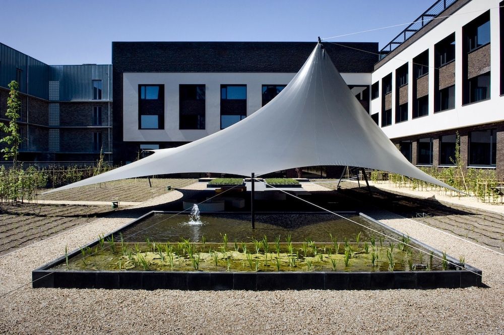 Carbon Hotel - Different Hotels Standard Double Room 2