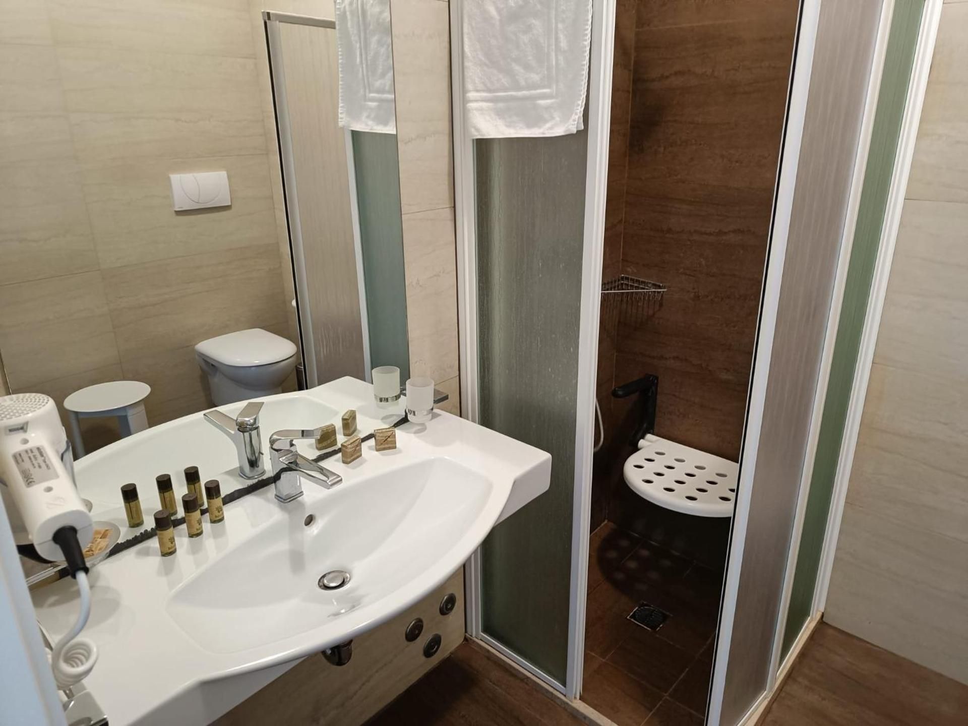 Double Room - Disability Access