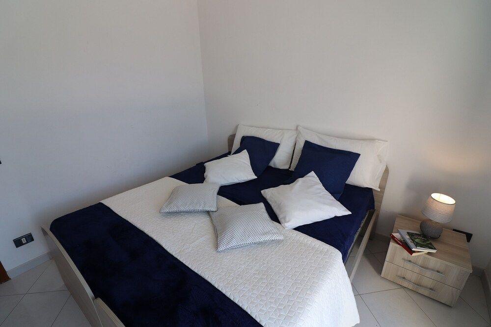 House, 2 Bedrooms, Balcony, City View