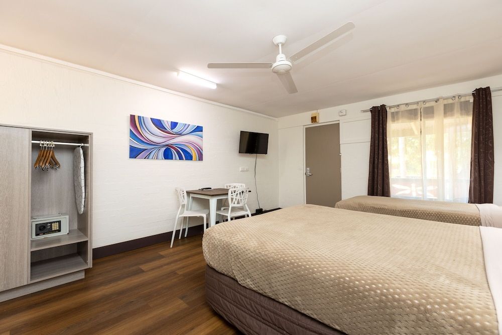 Broome Time Resort Standard Queen Room 3