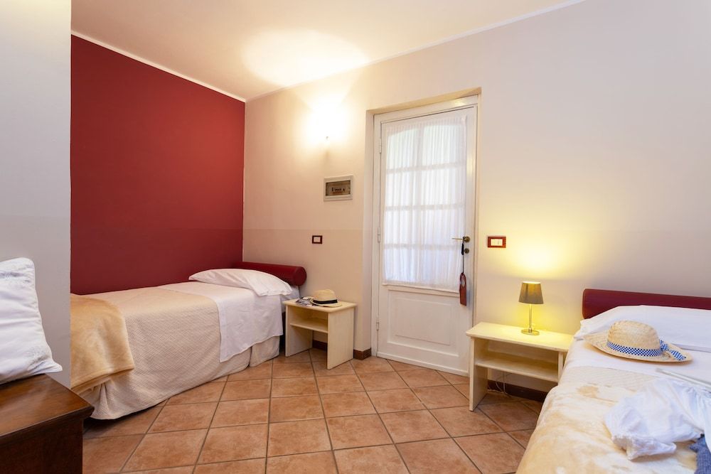 West Garda Hotel Family Room, 2 Bedrooms 3