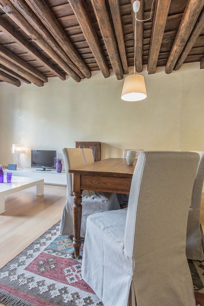 Padova - Via Tadi 39 Apartment, 2 Bedrooms 12