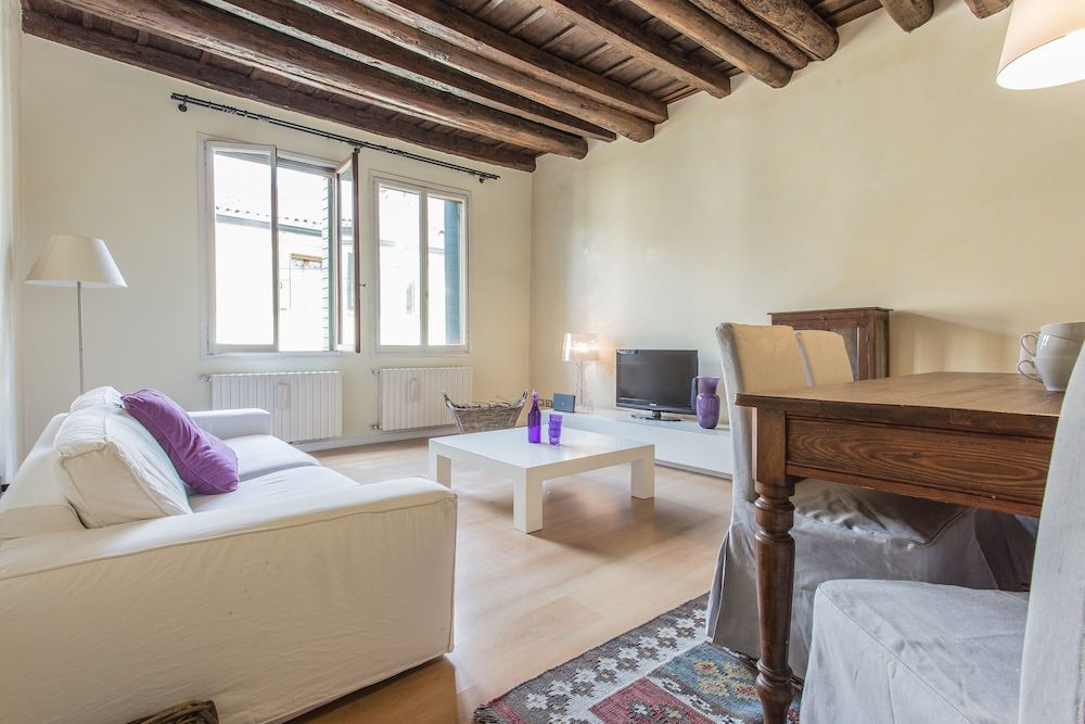 Padova - Via Tadi 39 Apartment, 2 Bedrooms 20