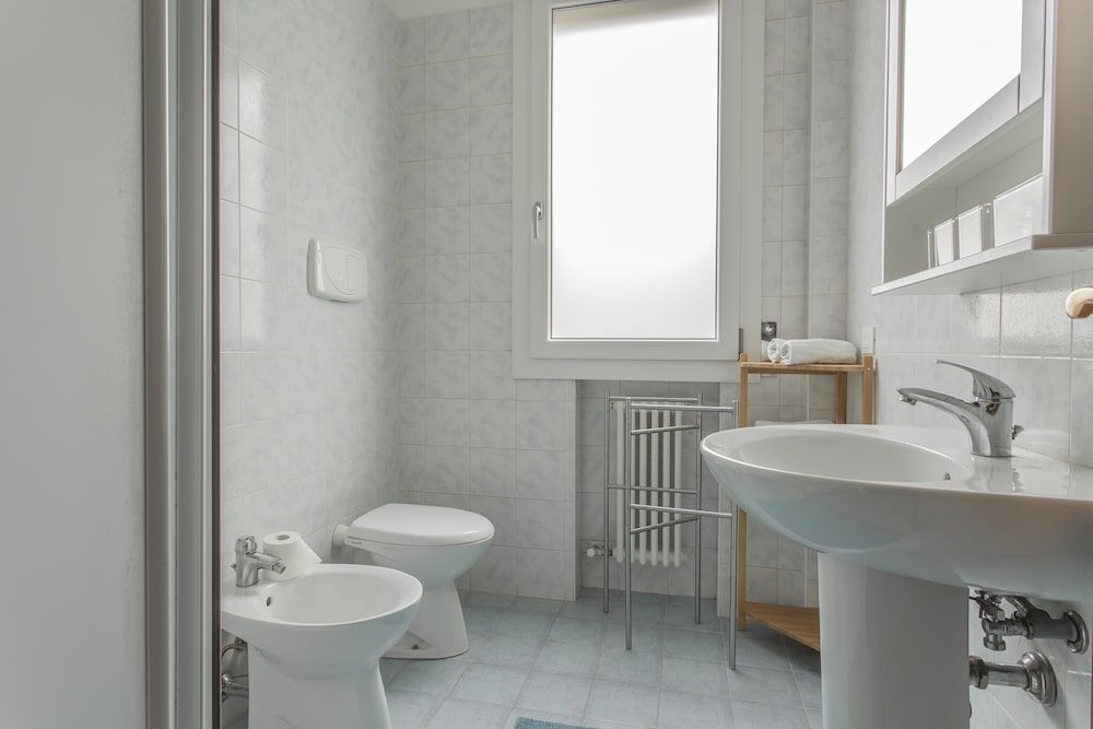 Padova - Pierobon 18 Apartment, 2 Bedrooms 17