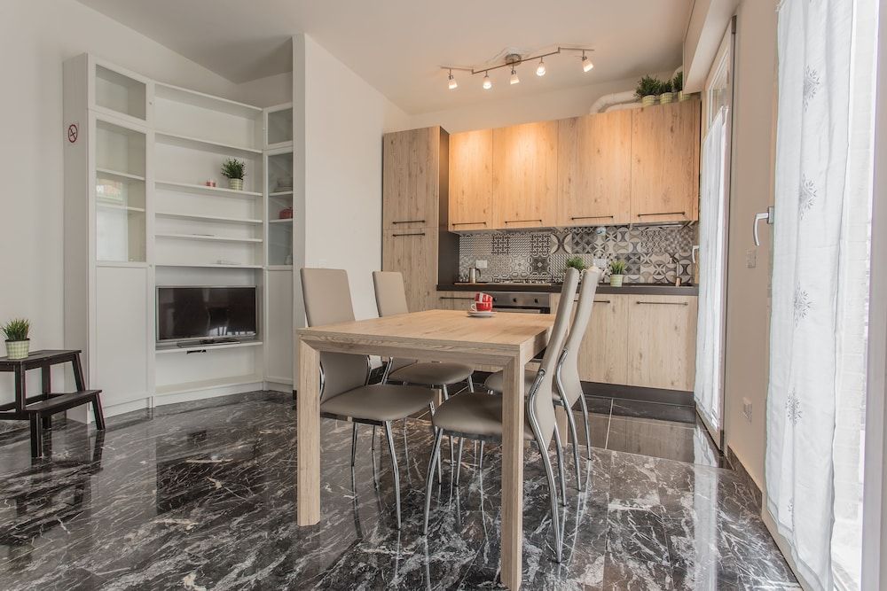 Padova - Pierobon 18 Apartment, 2 Bedrooms 11