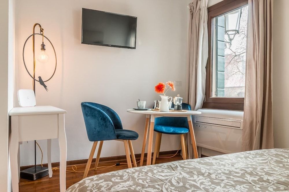 undefined Golden Oasis in Padua City Center 9