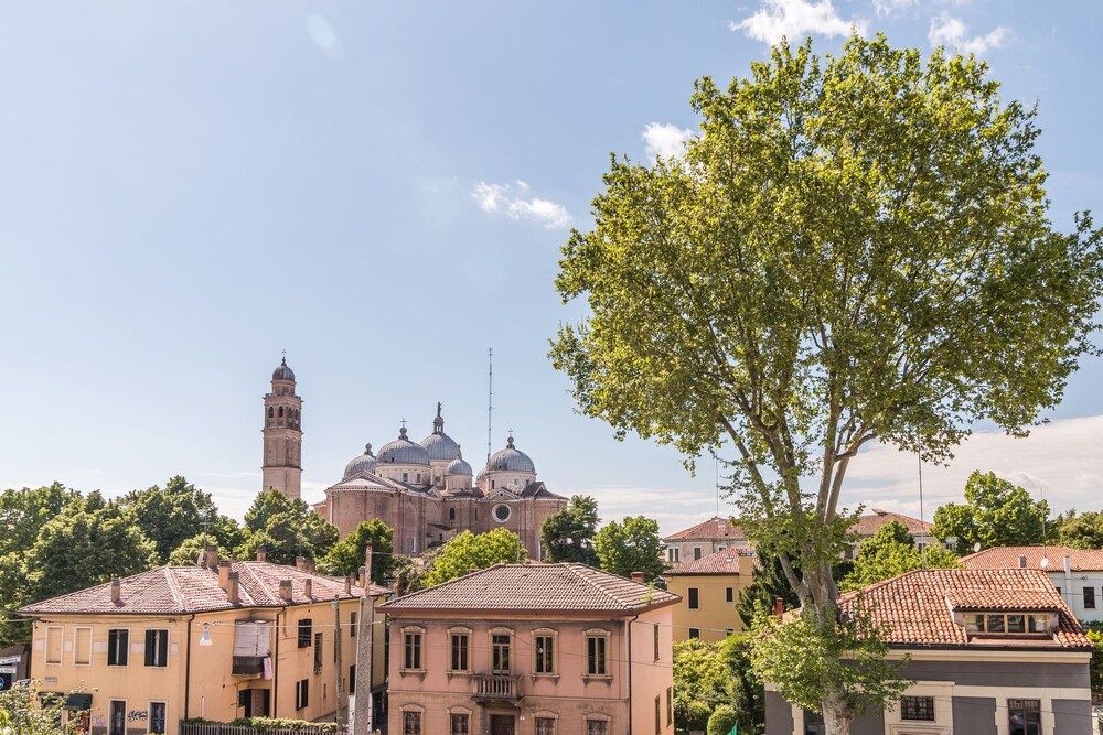 Grey Pearl in Prato della Valle Apartment, 4 Bedrooms 43