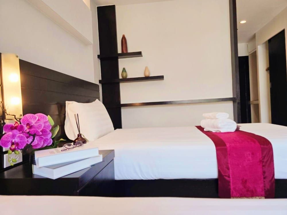 undefined Baron Beach Hotel 9