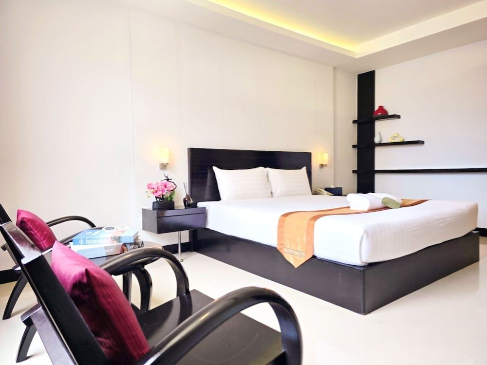 undefined Baron Beach Hotel 7