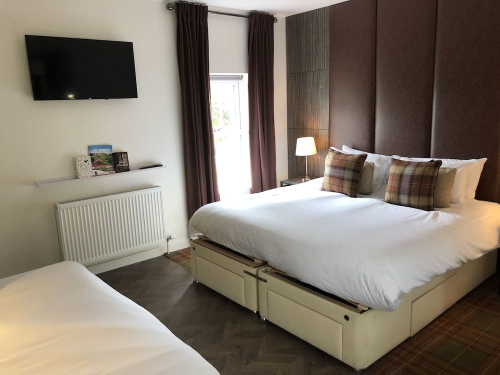 The Blue Bell Inn Superior Suite, Ensuite (Sleeps 4) 2