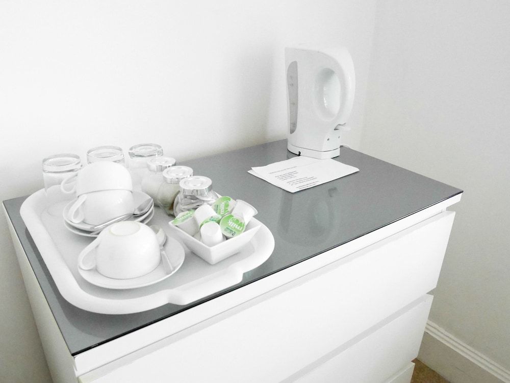 Kew Studios and Rooms Double or Twin Room, Shared Bathroom 6