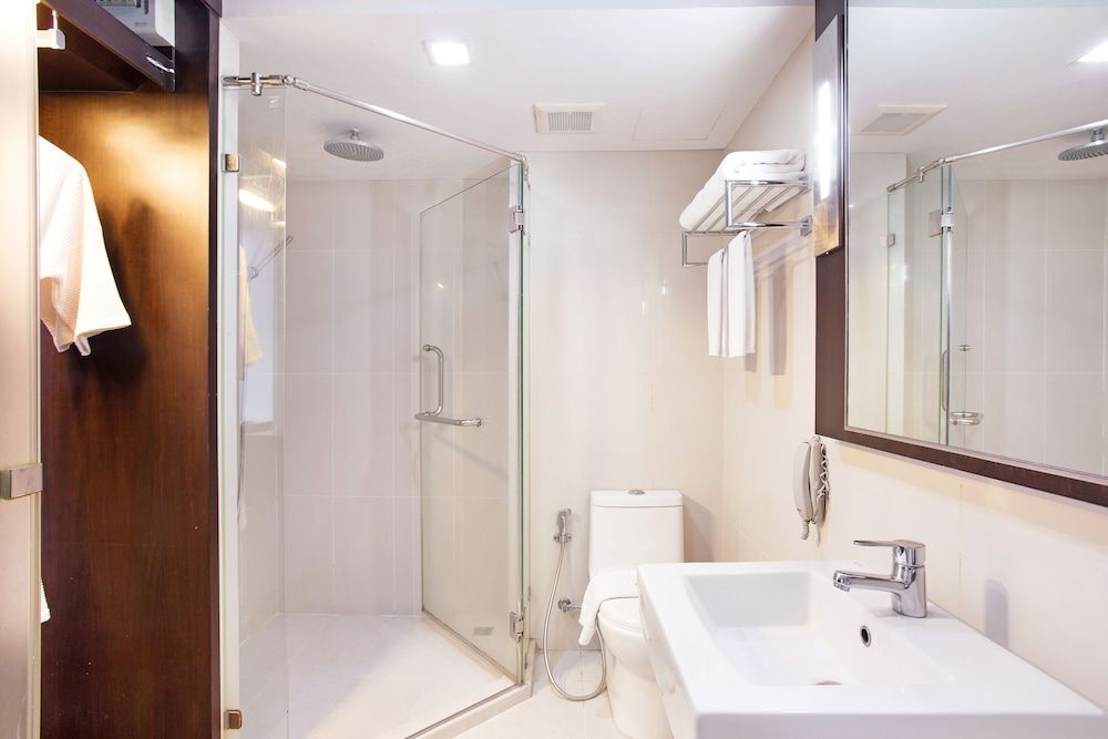 Mida Hotel Ngamwongwan Superior Room 4