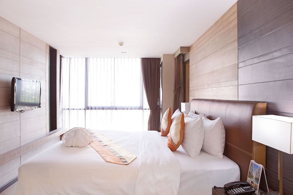Mida Hotel Ngamwongwan Junior Double Room, 1 Double Bed 2