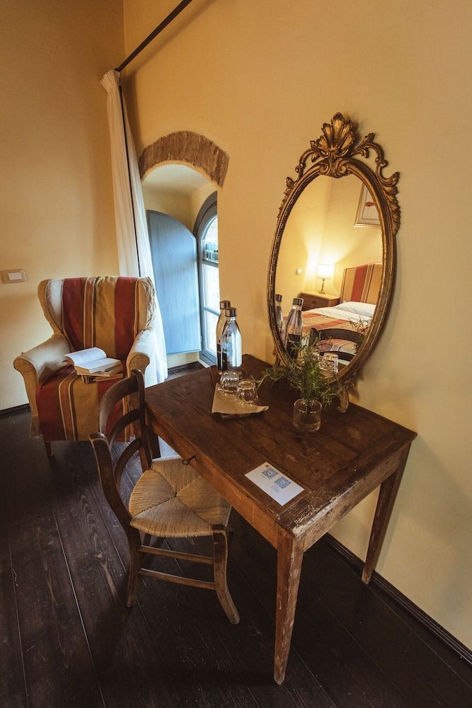 Podere Spedalone Superior Double or Twin Room 13