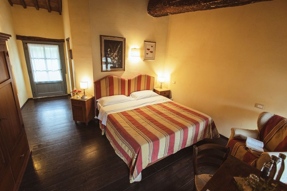 Podere Spedalone Superior Double or Twin Room 3