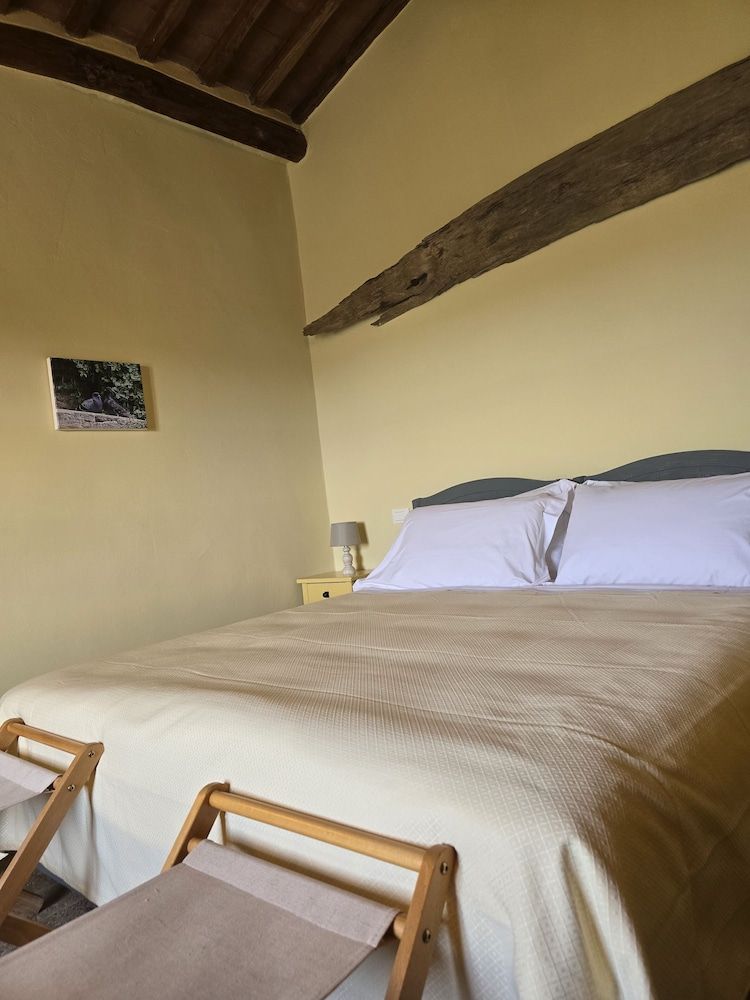Podere Spedalone Superior Double or Twin Room 2