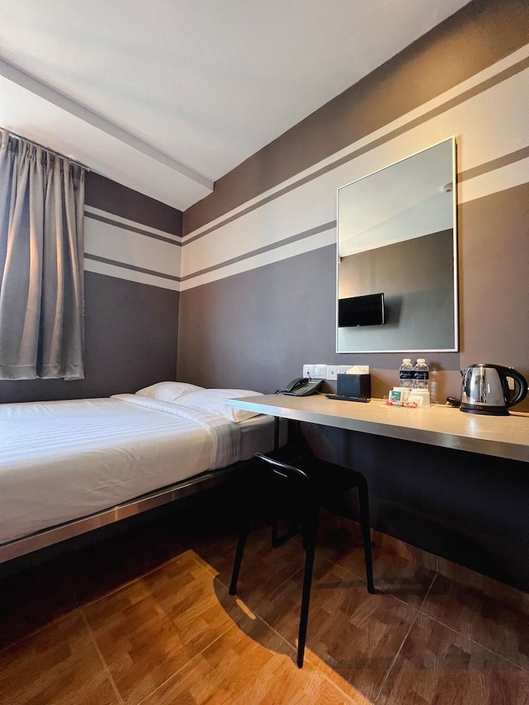 Fragrance Hotel - Kovan Superior Plus Double Room 15