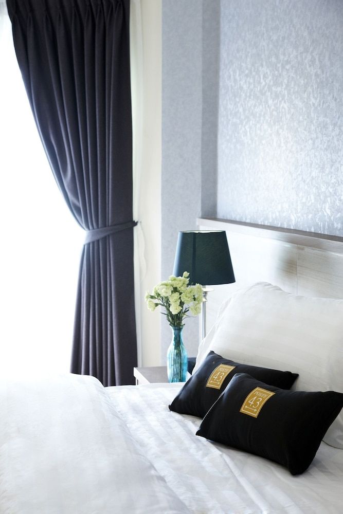 undefined Poste 43 Residence 5