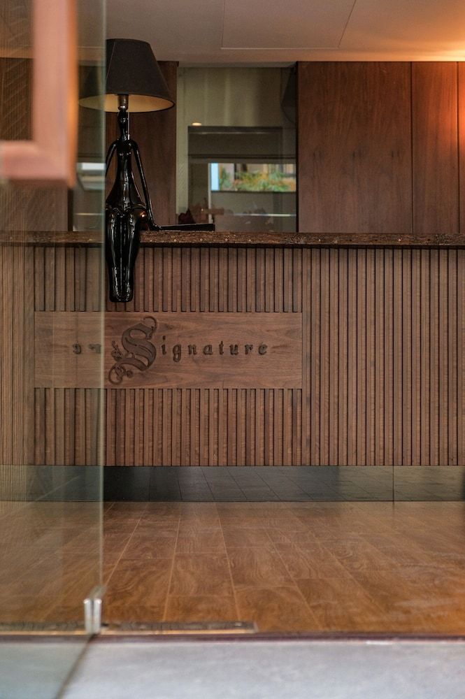 undefined Signature Boutique Hotel 10