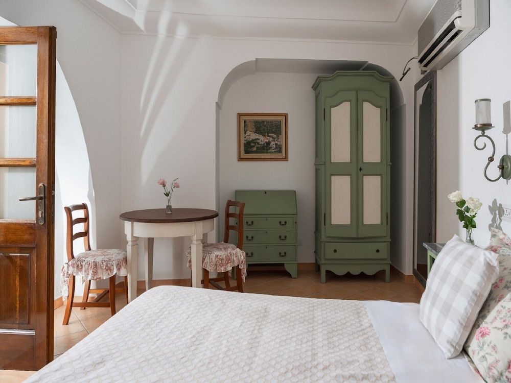 Peaceful Escape Above Amalfi Coast Apartment 18