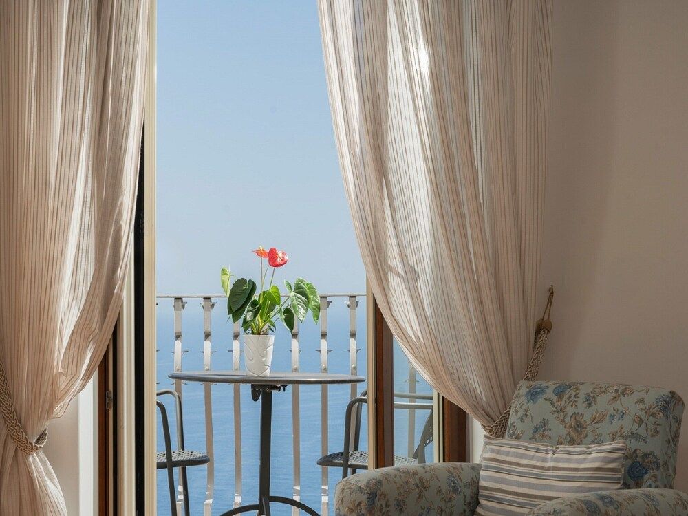 Peaceful Escape Above Amalfi Coast Apartment 13