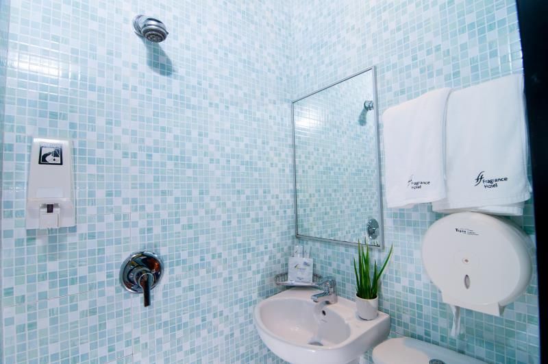 undefined Fragrance Hotel - Classic 3