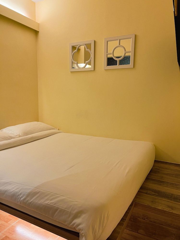 Fragrance Hotel - Classic Standard Double Room 6