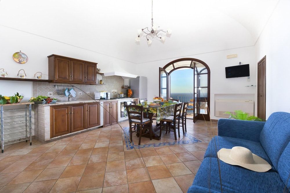 undefined Casa Sofia 330 Steps 3