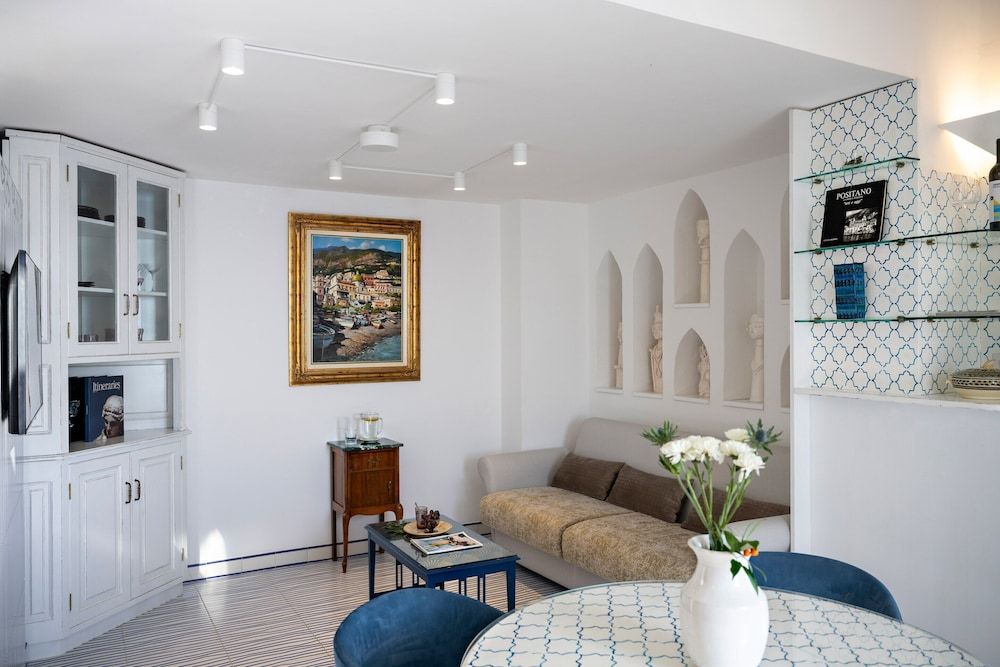 Belvilla by OYO Arienzo House 17