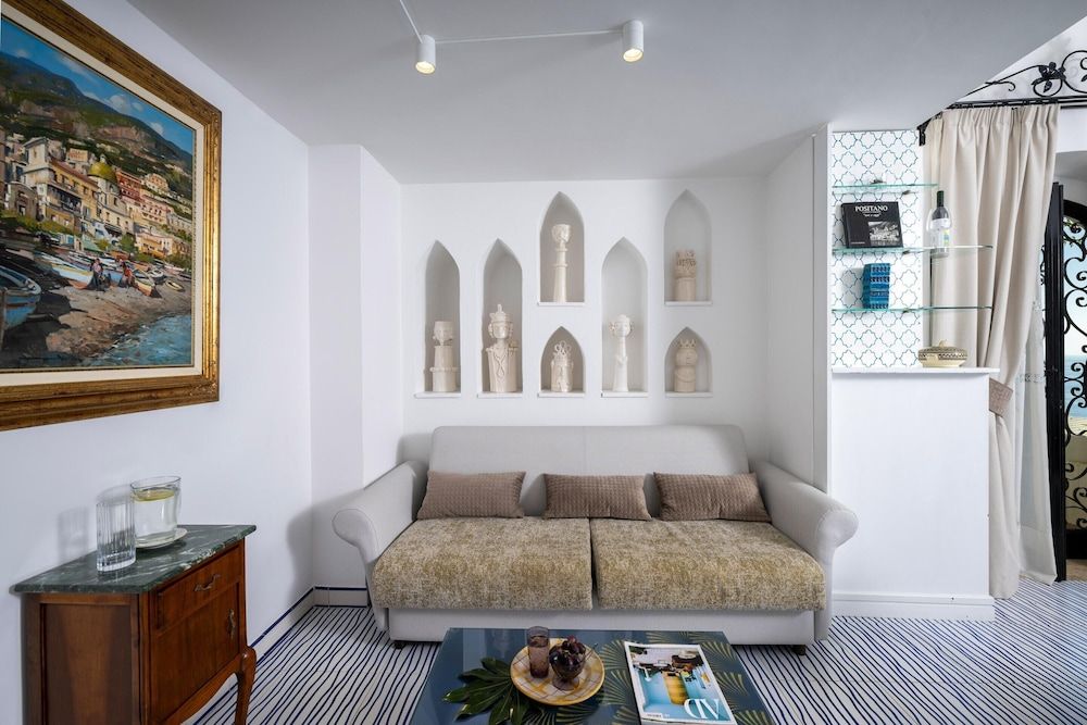 Belvilla by OYO Arienzo House 3