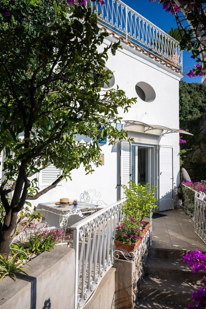 undefined Belvilla by OYO Arienzo 3